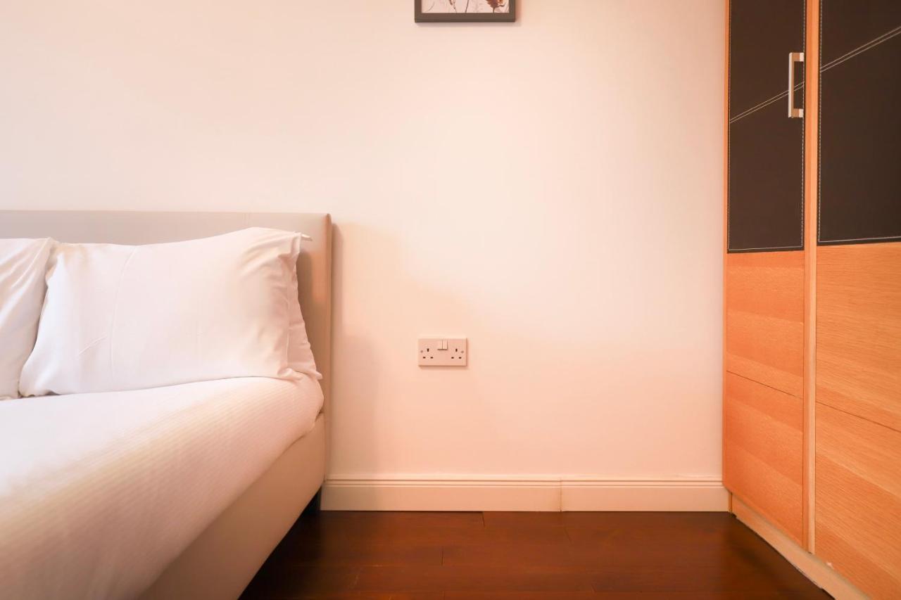 Beautiful 2 Bedroom Property In Borough Londres Exterior foto